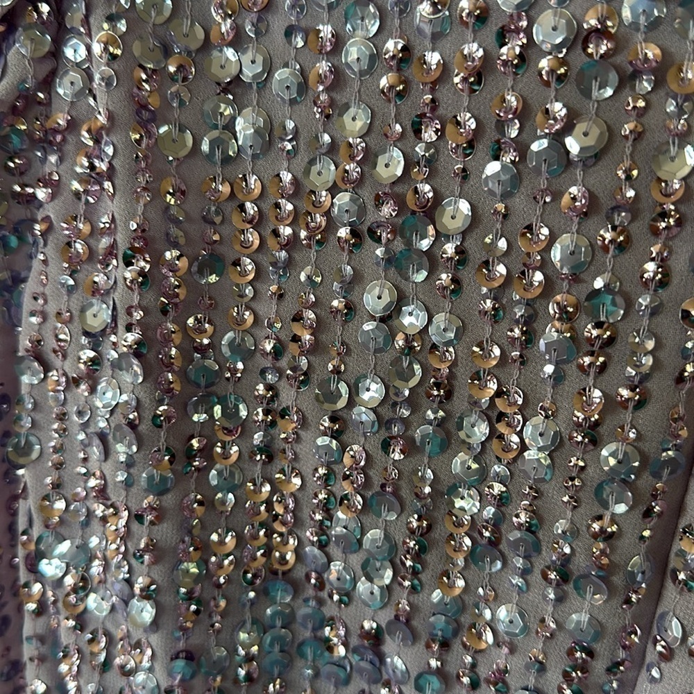 Mac Duggal 10764 Long Sleeve Cocktail Dress
In Lavender size 6 NEW $397 soldout - Picture 16 of 17